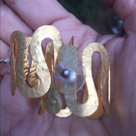 Bansri art deco hoop earrings gold statement large gold disk earrings HP24x2 - Picture 10 of 14